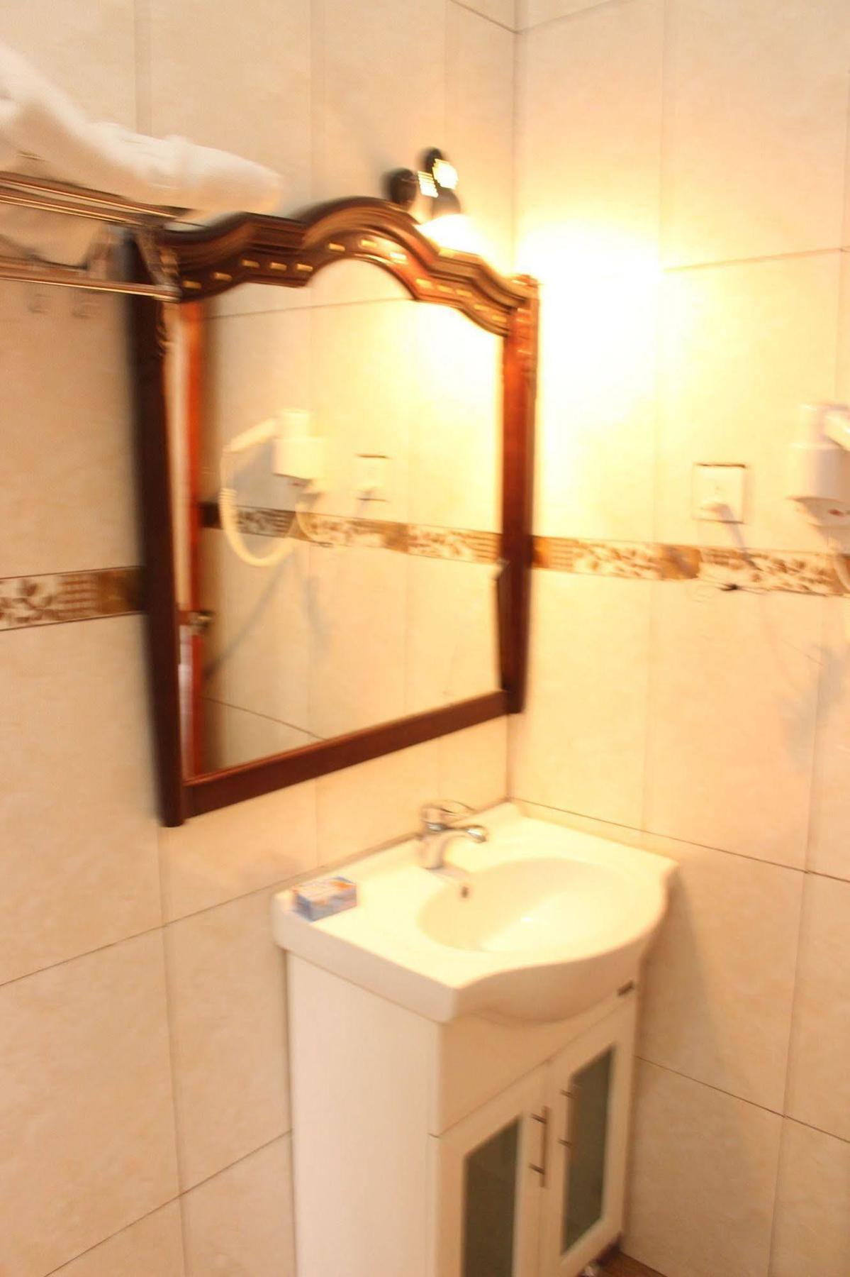 Taye Belay Hotel Gondar Buitenkant foto