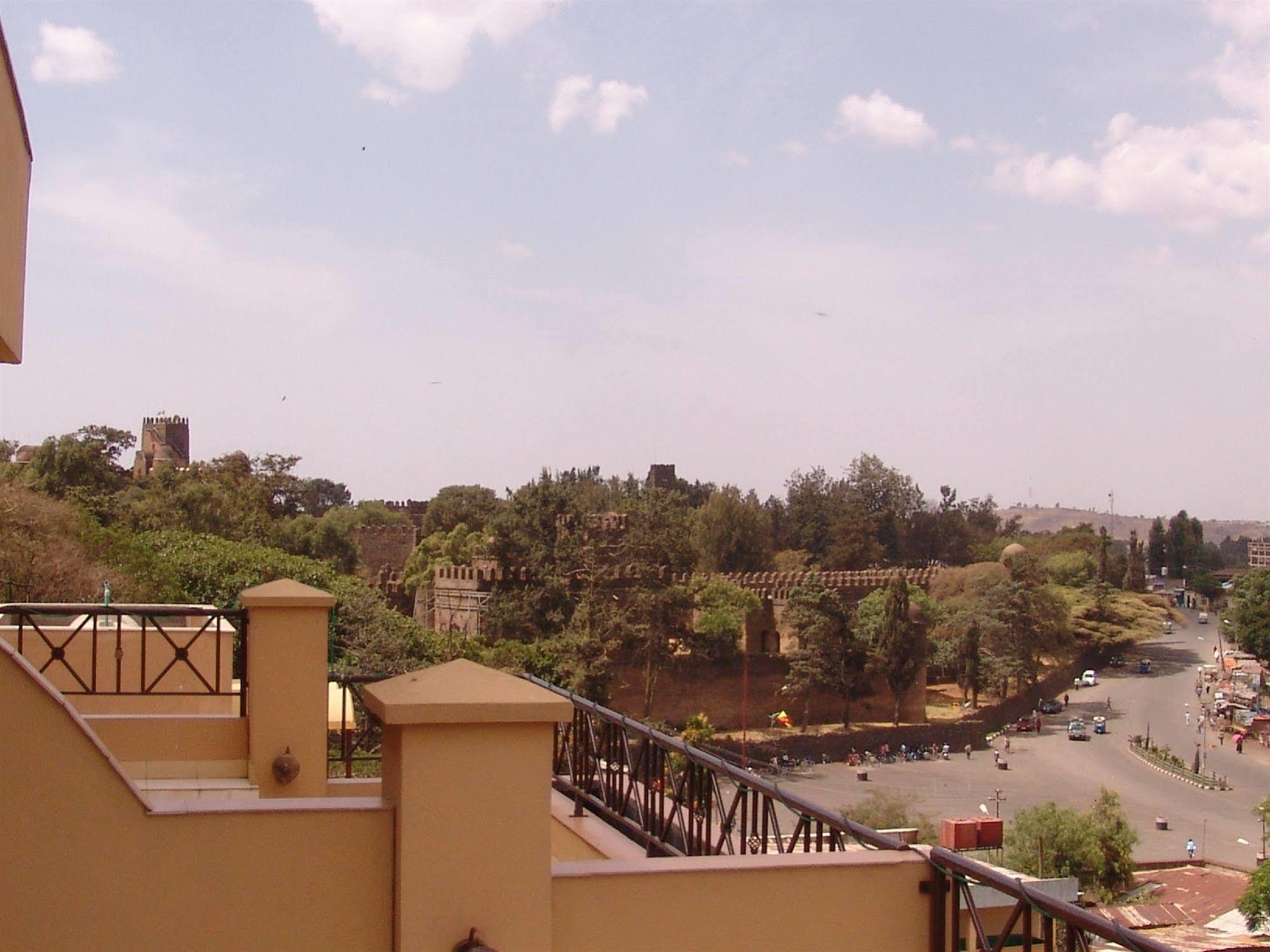 Taye Belay Hotel Gondar Buitenkant foto