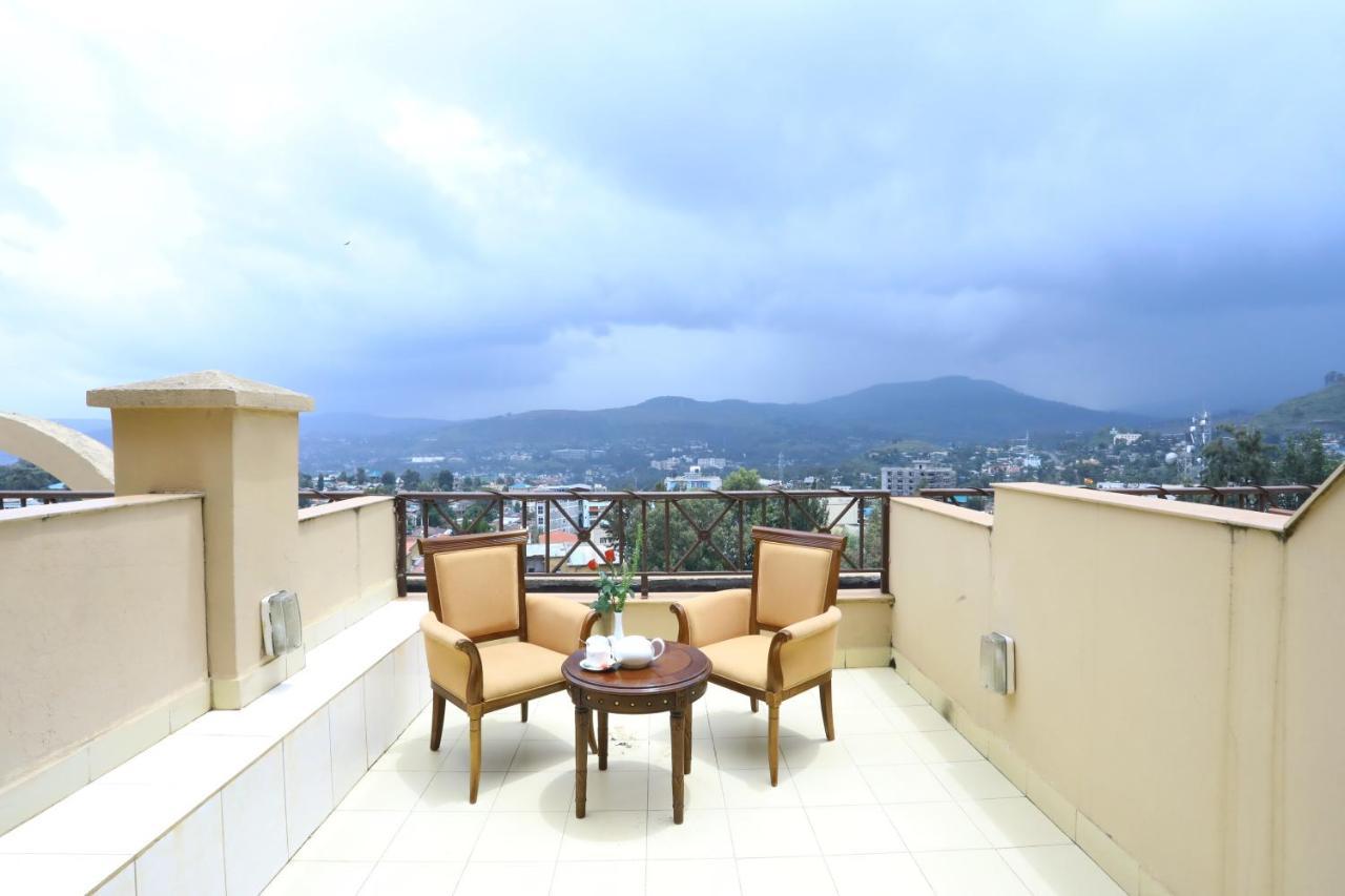 Taye Belay Hotel Gondar Buitenkant foto