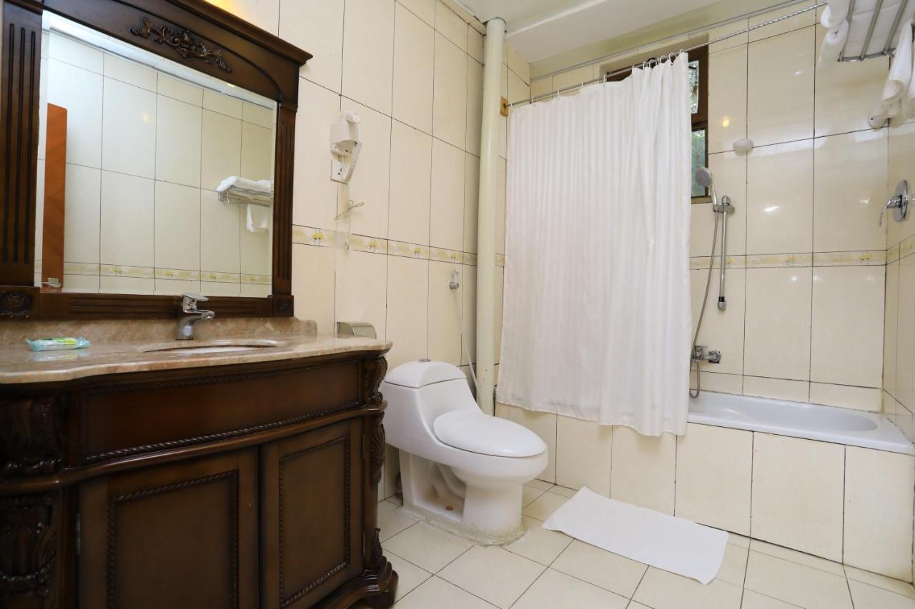 Taye Belay Hotel Gondar Buitenkant foto